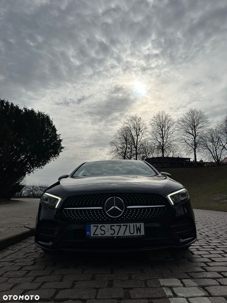 Mercedes-Benz Klasa A 180 7G-DCT Lim AMG Line Advanced Plus - 3
