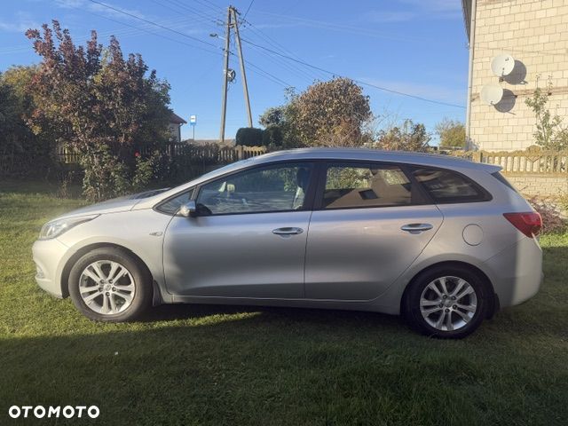 Kia Ceed - 1