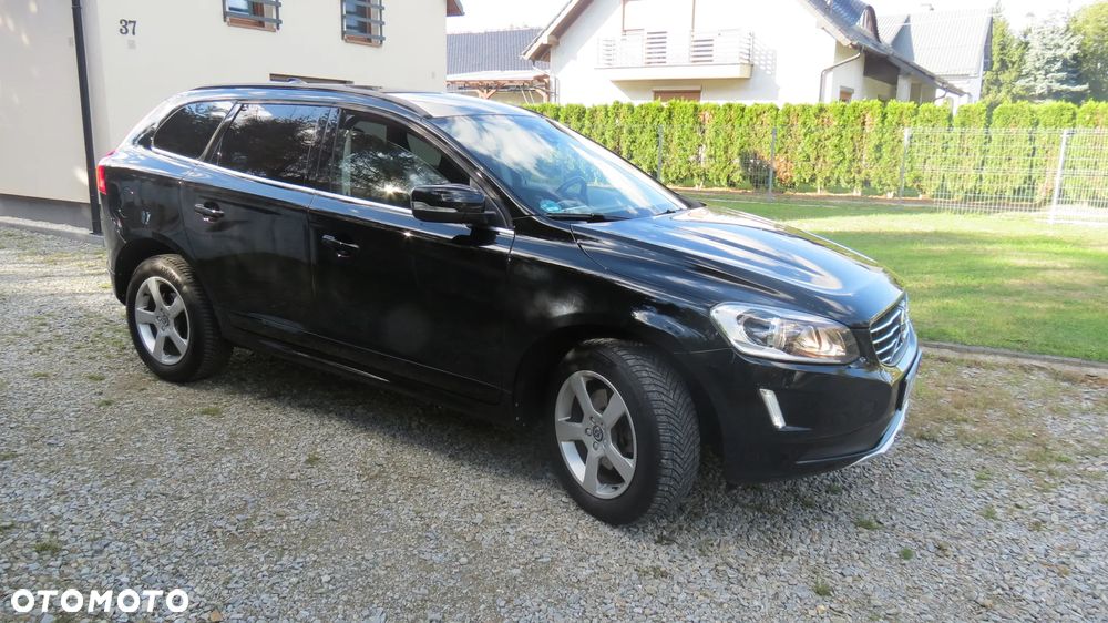 Volvo XC 60 D4 Drive-E Momentum - 4