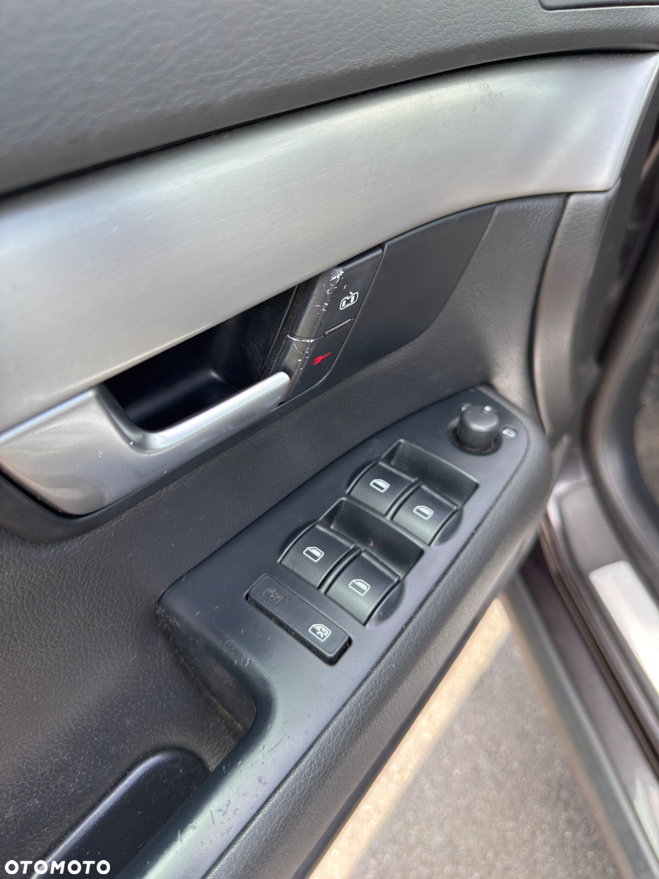 Audi A4 2.0 T FSI quattro tiptronic - 20