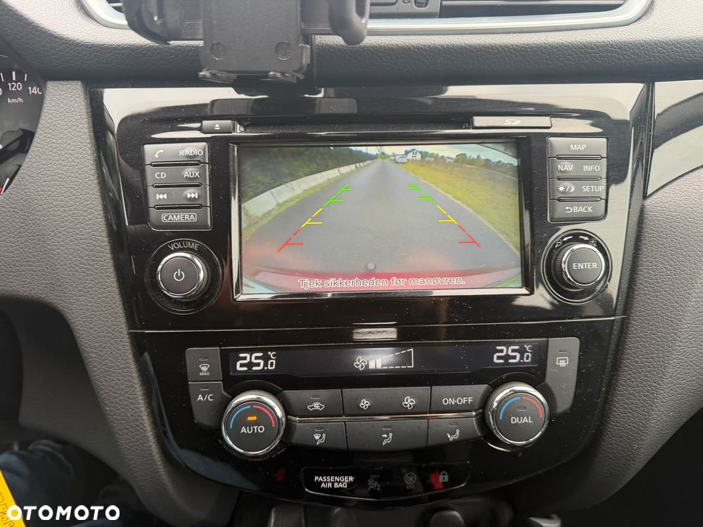 Nissan Qashqai - 22