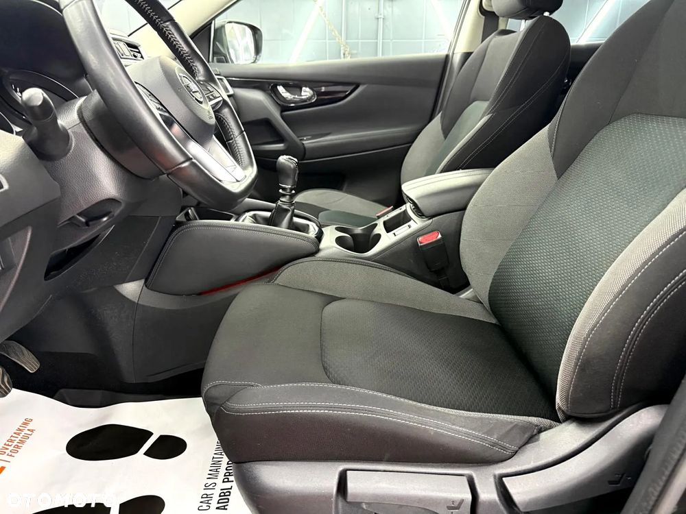 Nissan Qashqai 1.3 DIG-T N-Connecta - 22