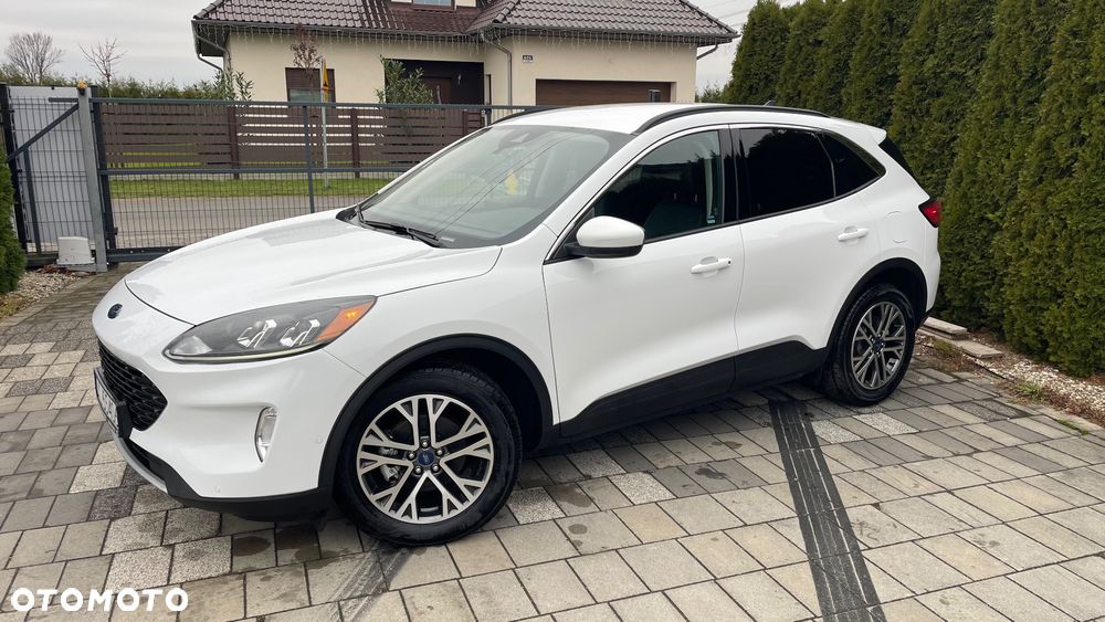 Ford Kuga - 2