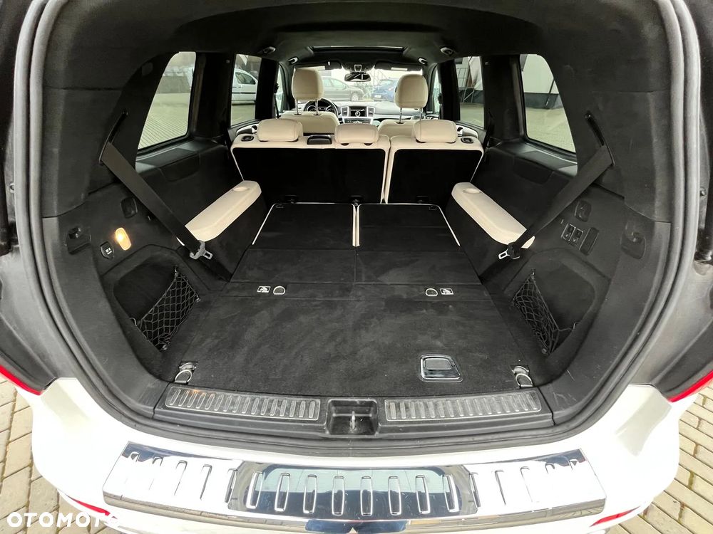 Mercedes-Benz GL 400 4Matic 7G-TRONIC - 16