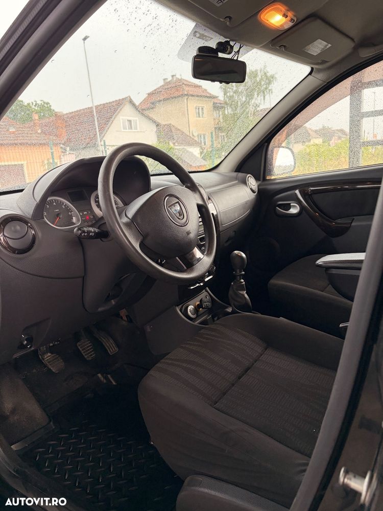 Dacia Duster 1.6 4x4 - 4