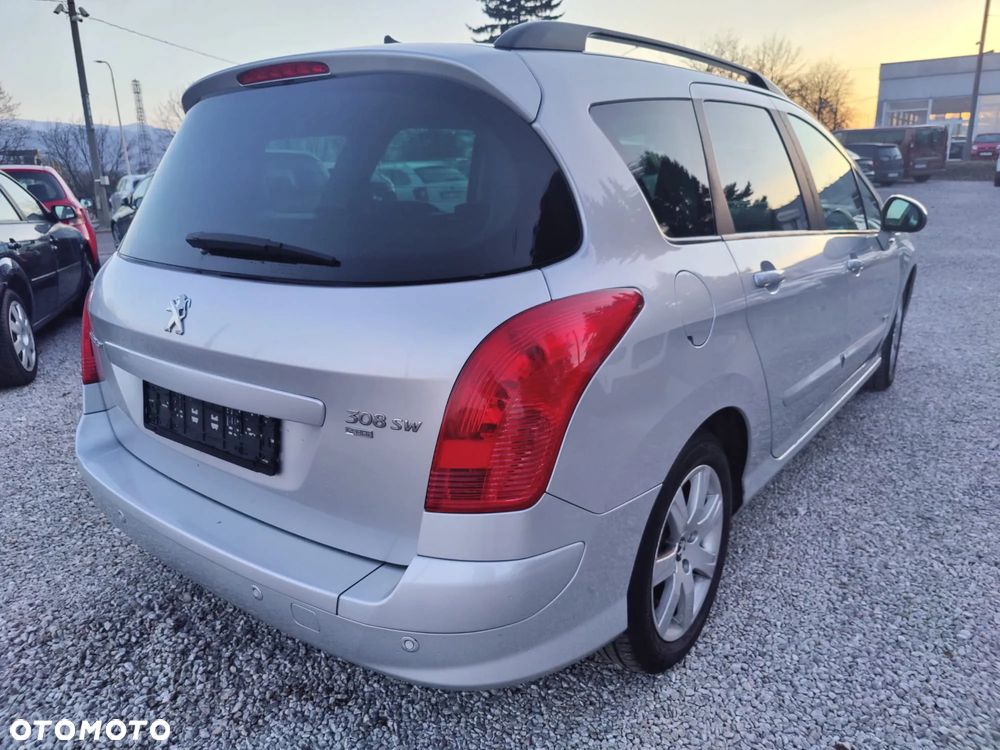 Peugeot 308 - 4
