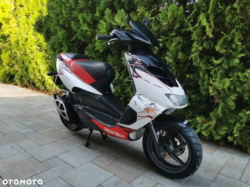 Aprilia SR - 1