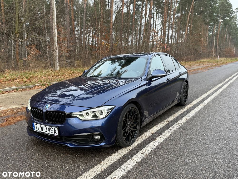 BMW Seria 3 330i xDrive Edition Luxury Line Purity - 1