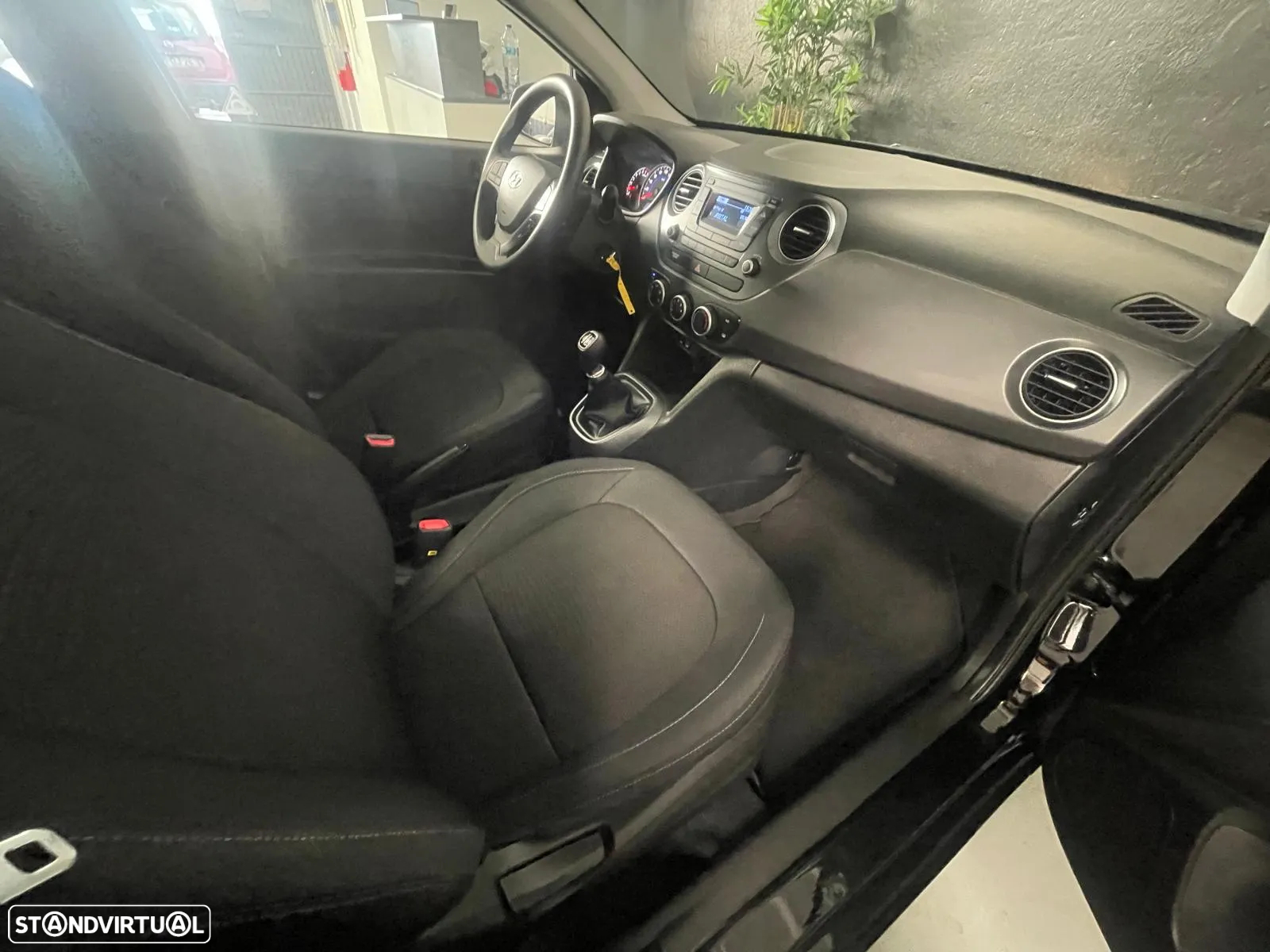 Hyundai i10 1.0 Urban - 22