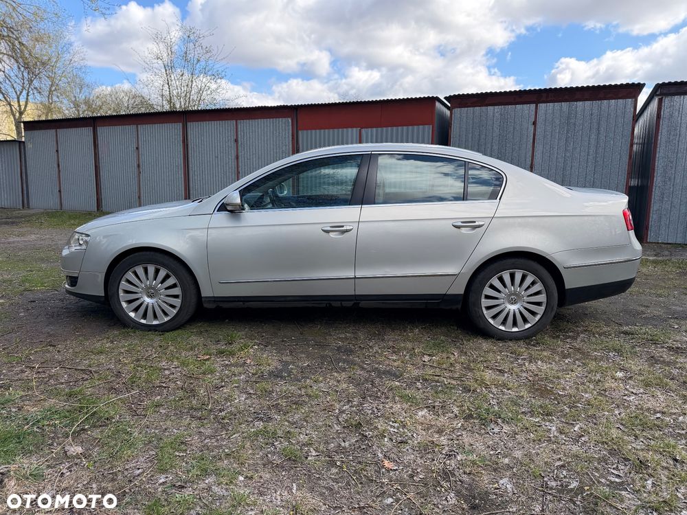 Volkswagen Passat 2.0 TDI Comfortline - 5