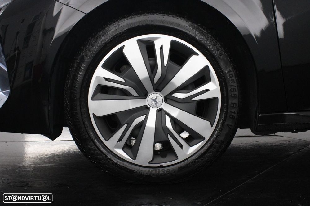 Peugeot 208 1.5 BlueHDi Active — fotografia 30