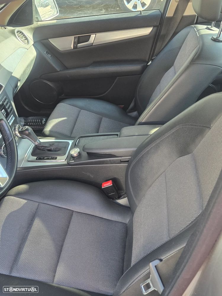 Mercedes-Benz C 200 CDI DPF Auto BlueEFFICIENCY - 5