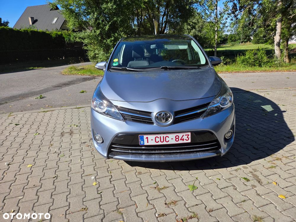Toyota Verso - 7