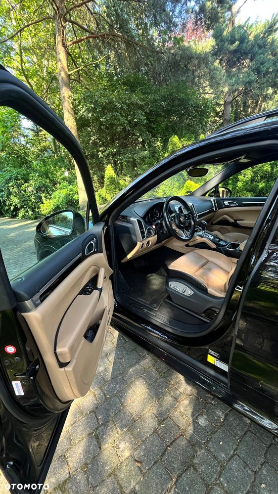 Porsche Cayenne - 10