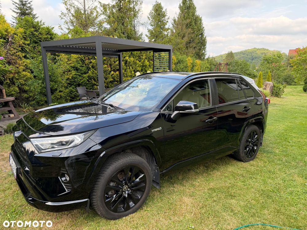 Toyota RAV4 - 1