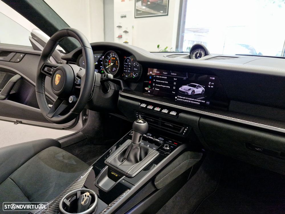 Porsche 911 (992) GT3 PDK - 34