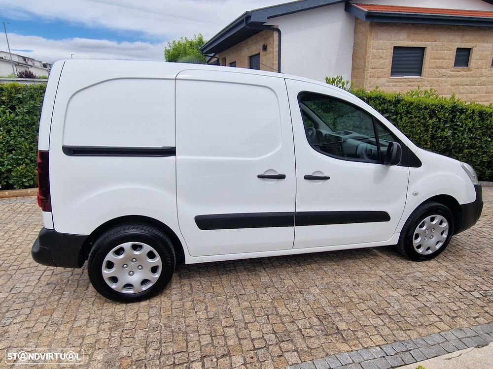 Peugeot PARTNER 1.6 HDI 100CV NACIONAL C/NOVA - 8