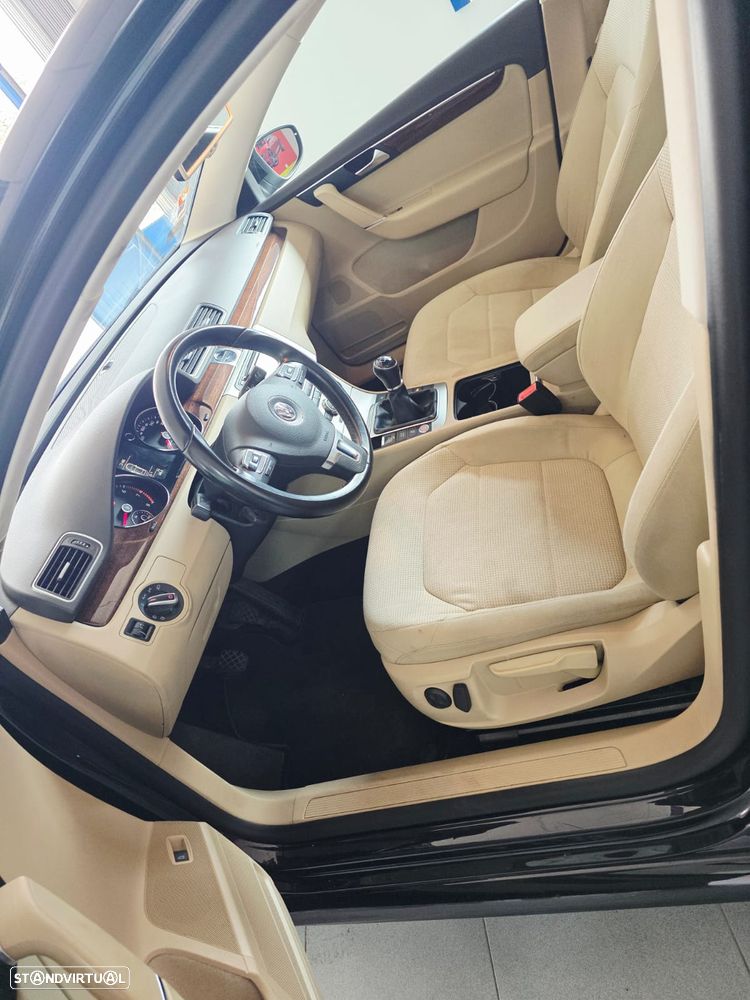 VW Passat 1.4 GNV Trendline - 4