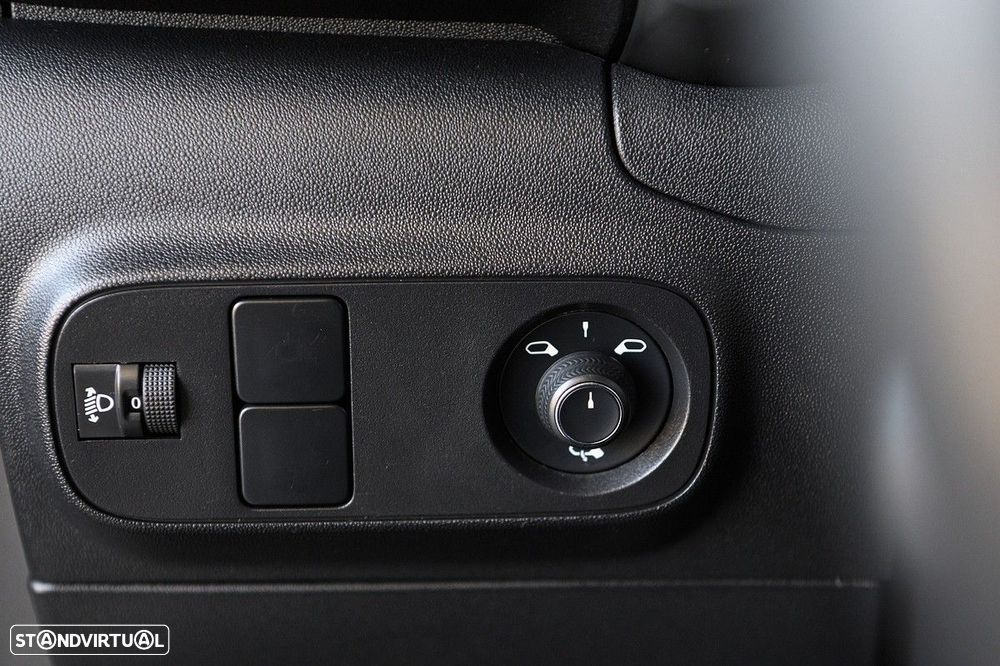 Citroën C3 1.2 PureTech C-Series - 41