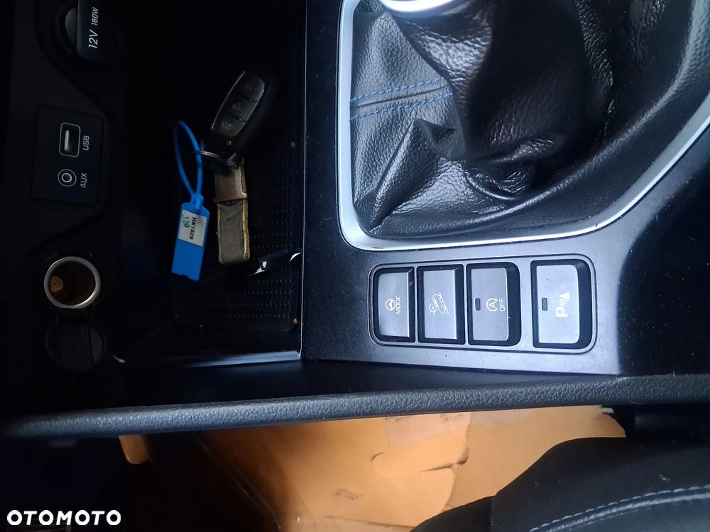 Hyundai Tucson blue 1.7 CRDi 2WD Passion - 16