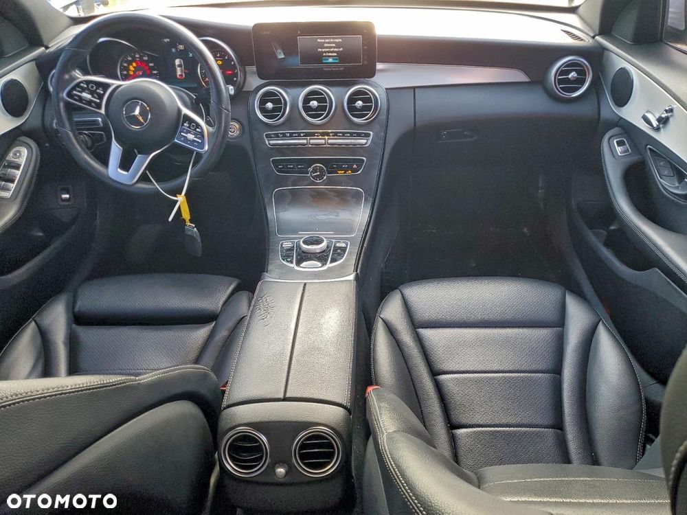 Mercedes-Benz Klasa C 300 4Matic 9G-TRONIC Exclusive - 7