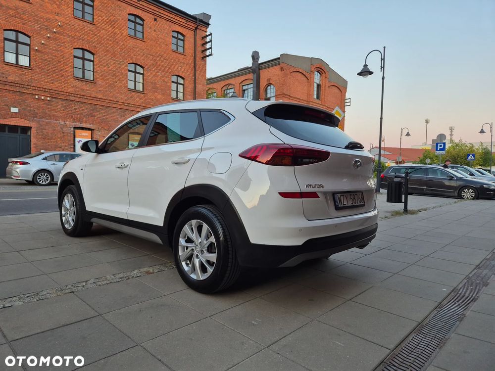 Hyundai Tucson - 16