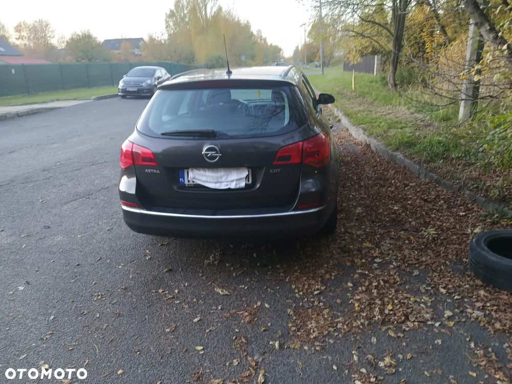 Opel Astra - 10