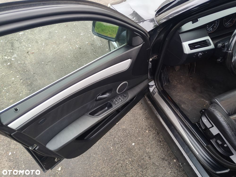 BMW Seria 5 530xd - 6