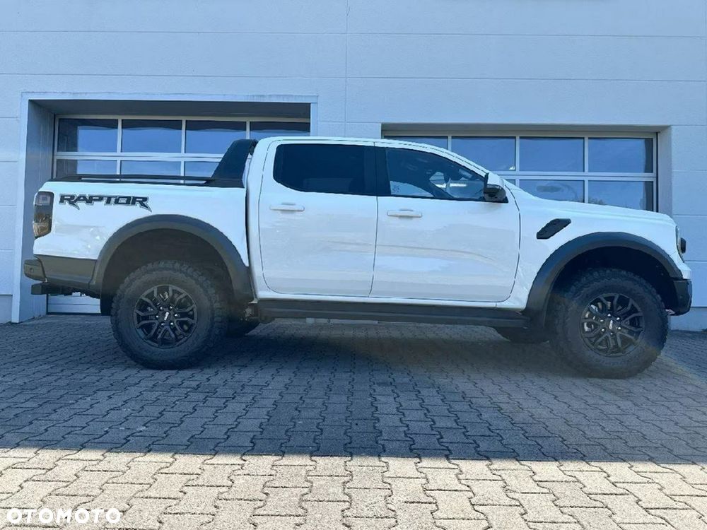 Ford Ranger Raptor - 12