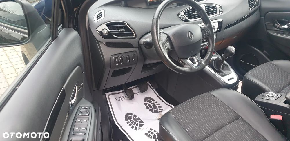 Renault Scenic ENERGY TCe 115 Bose Edition - 14