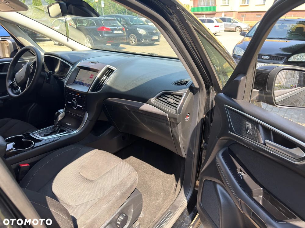 Ford S-Max - 22