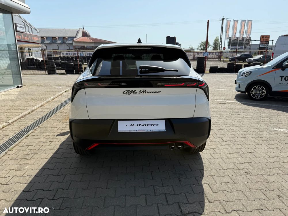 Alfa Romeo Junior 1.2 FWD eDCT6 MHEV Ibrida Speciale - 7