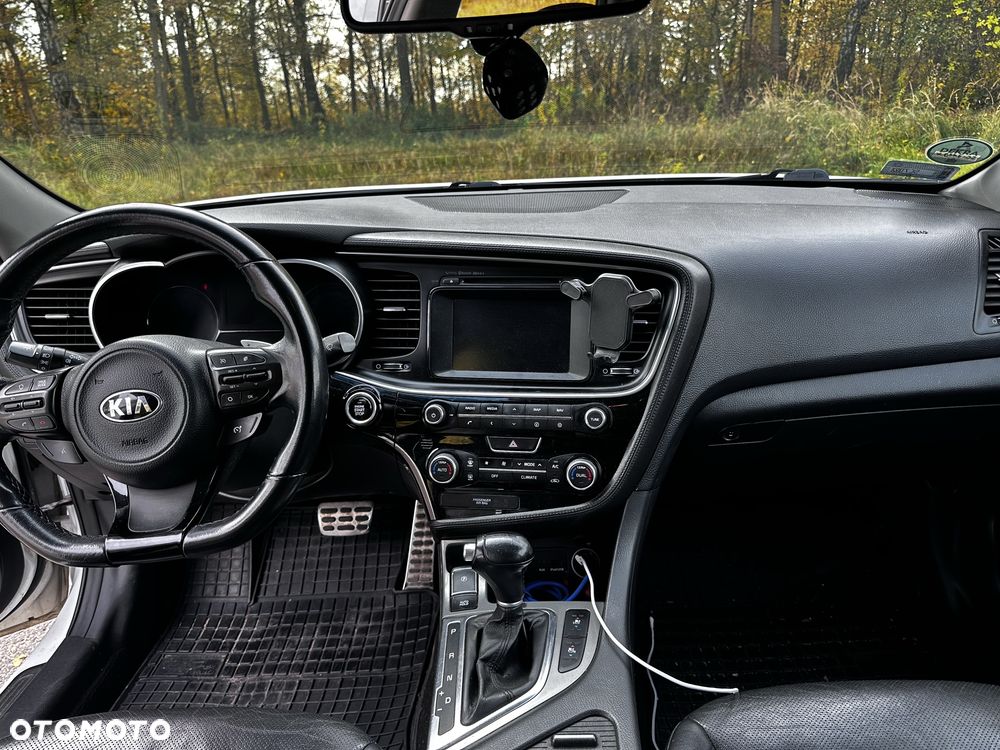 Kia Optima - 8
