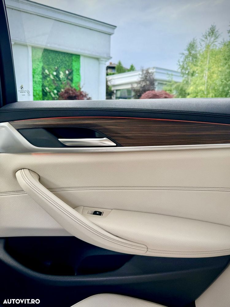 BMW Seria 5 520d xDrive AT - 16