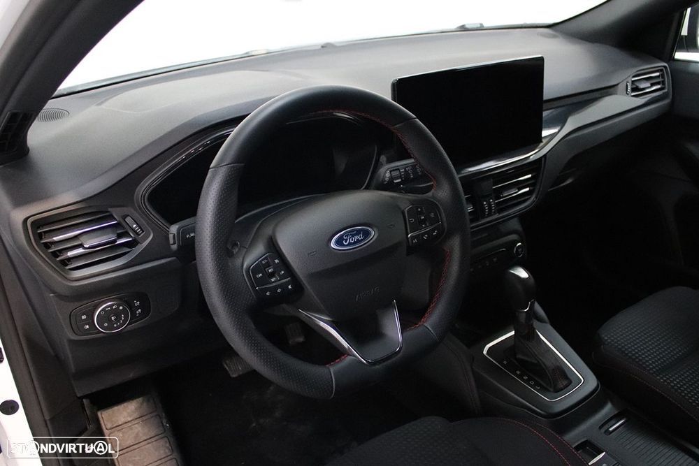 Ford Focus 1.0 EcoBoost MHEV ST-Line X Aut. - 7