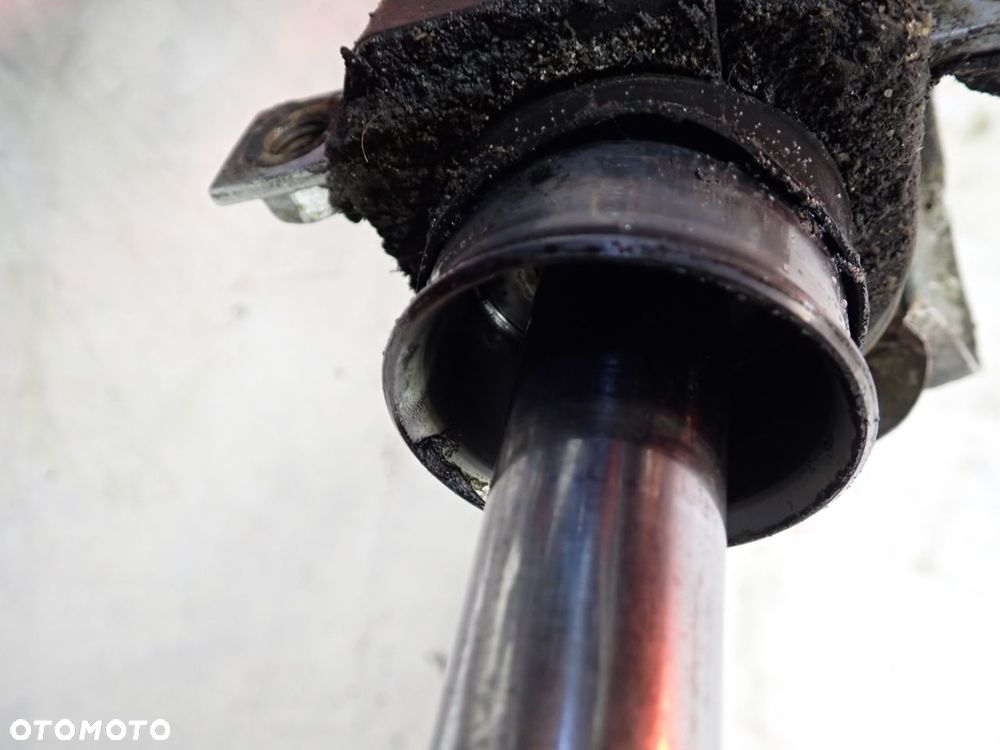MAGLOWNICA AUDI A2 - 9