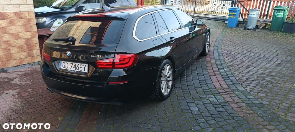 BMW Seria 5 520d - 12
