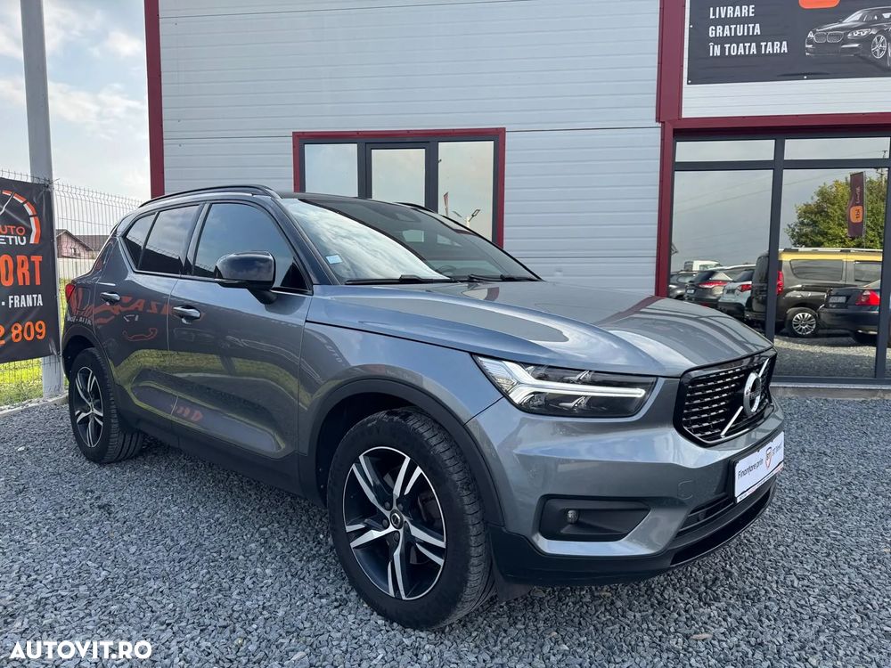 Volvo XC 40 D4 AWD Geartronic R-Design - 2