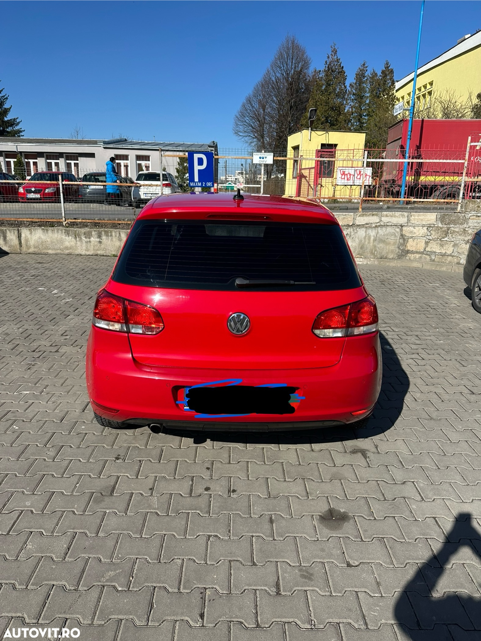 Volkswagen Golf 1.6 TDI BlueMotion Technology DPF Comfortline DSG - 10