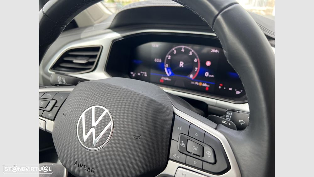 VW T-Roc 1.5 TSI Urban DSG - 20