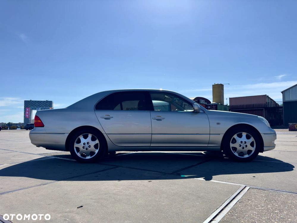Lexus LS High Class - 3