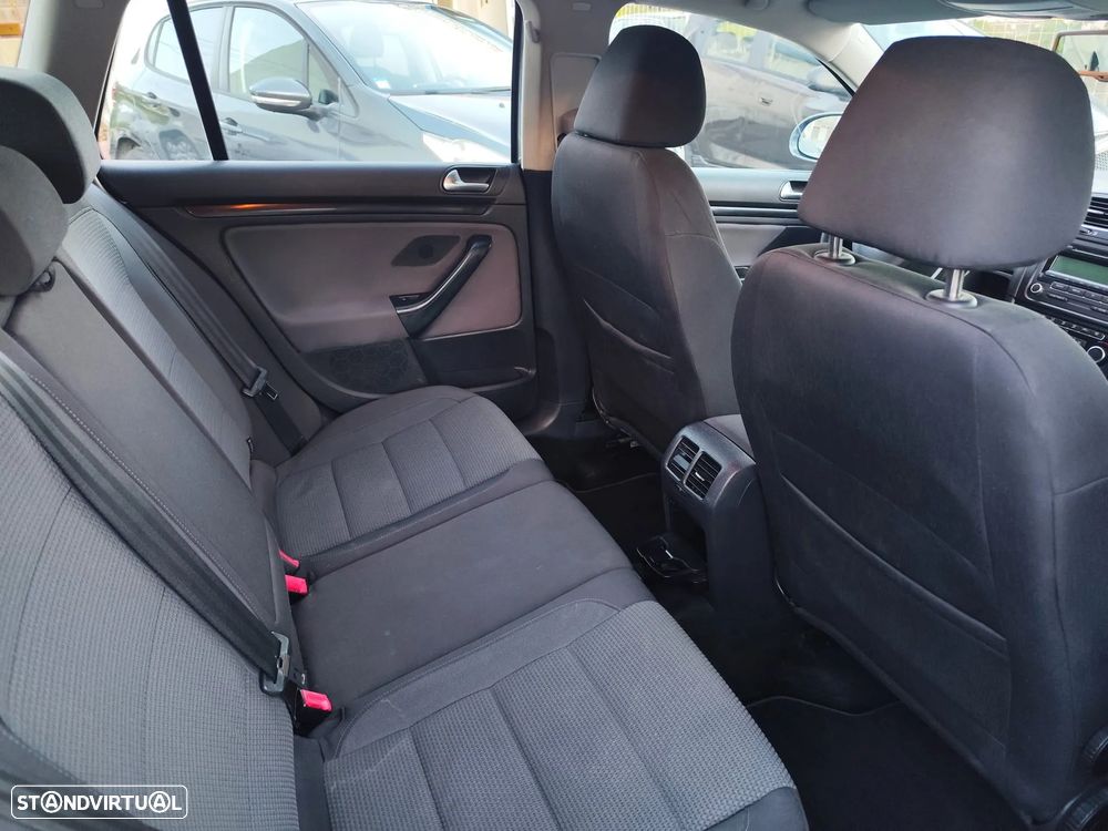 VW Golf Variant 1.6 TDi Trendline Pack - 10