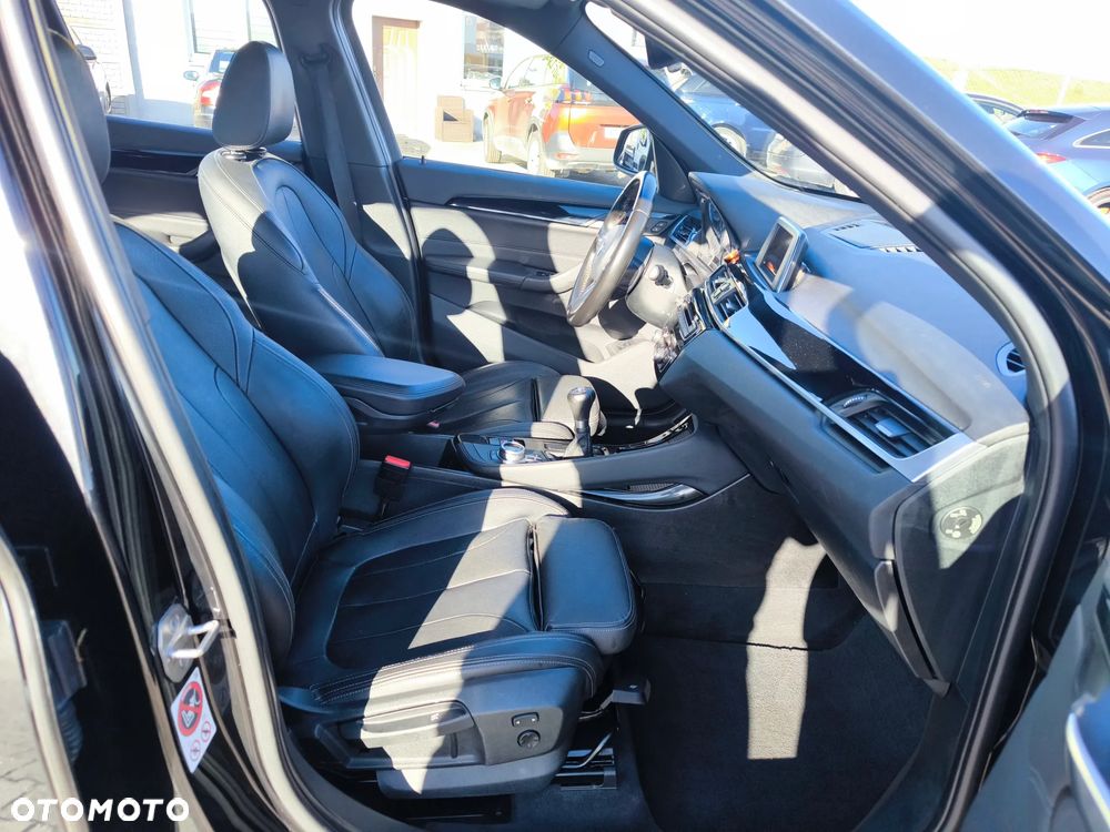 BMW X1 sDrive18i xLine - 9