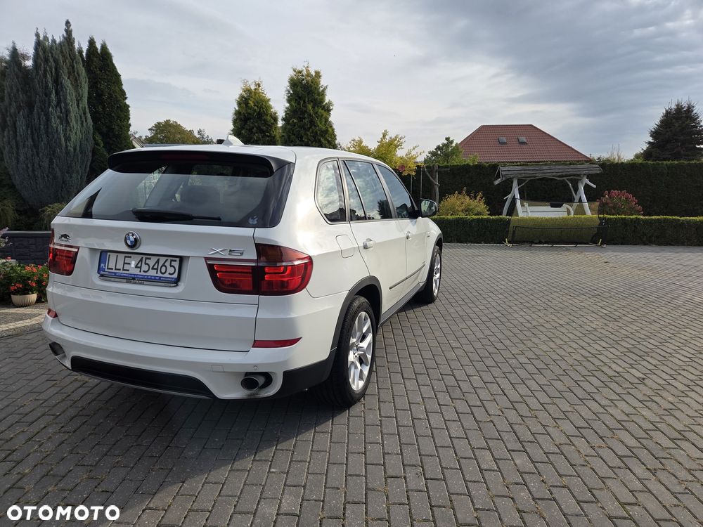 BMW X5 2011 photo 2
