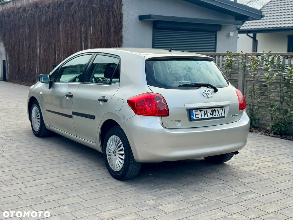 Toyota Auris 1.33 VVT-i - 6