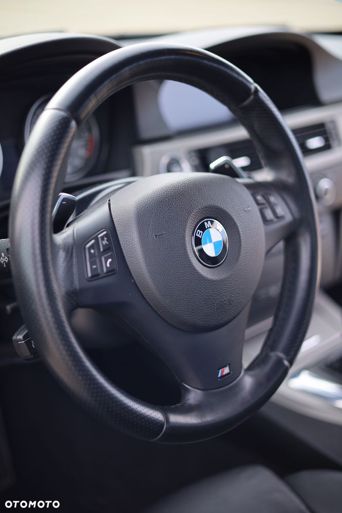 BMW Seria 3 335i M Sport Edition - 12