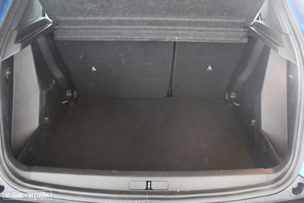 Peugeot 2008 1.2 PureTech Allure Pack - 11