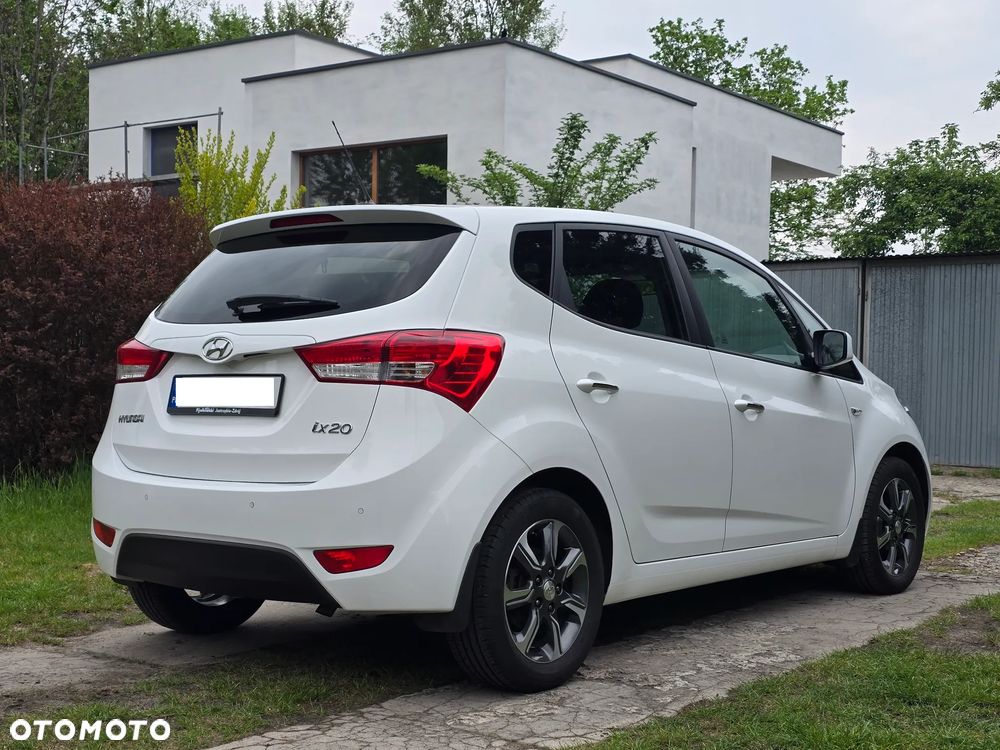 Hyundai ix20 1.6 BlueDrive Comfort - 31