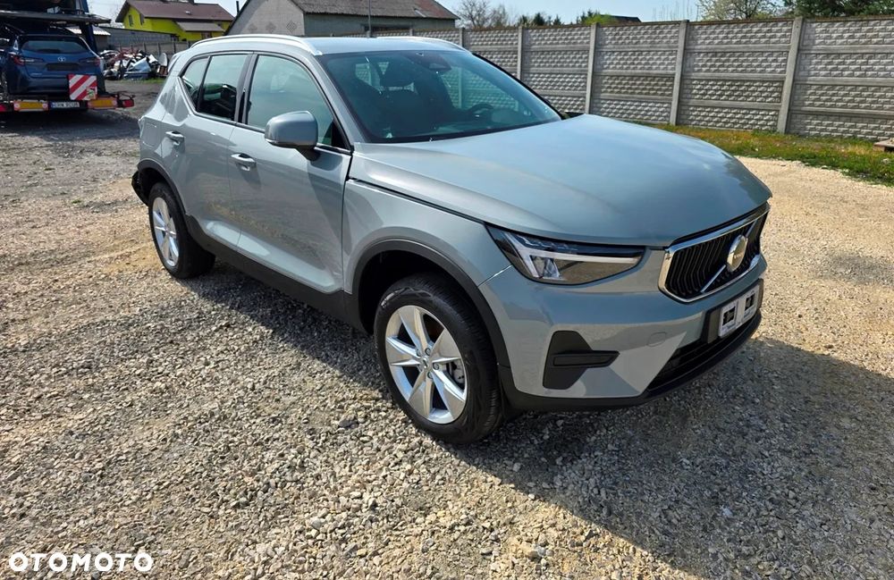 Volvo XC 40 B3 Essential - 2