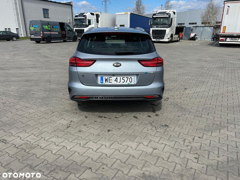 Kia Ceed 1.6 CRDi mHEV M - 3